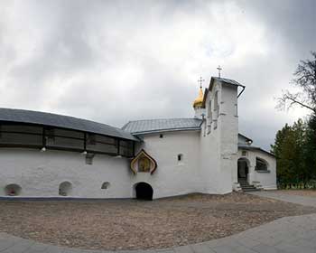 Никольский Храм Псково-Печерского Свято-Успенского монастыря